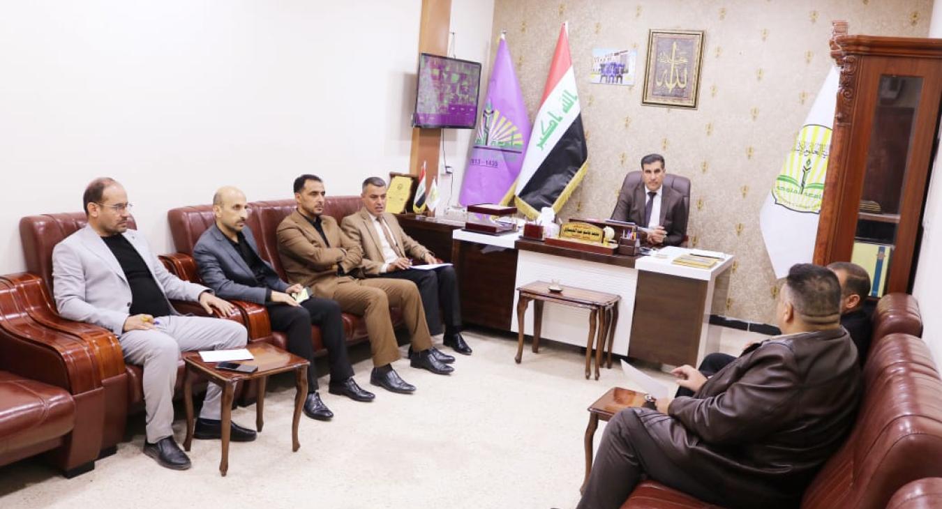 The Dean's meeting with the officials of the official website and the Media Department