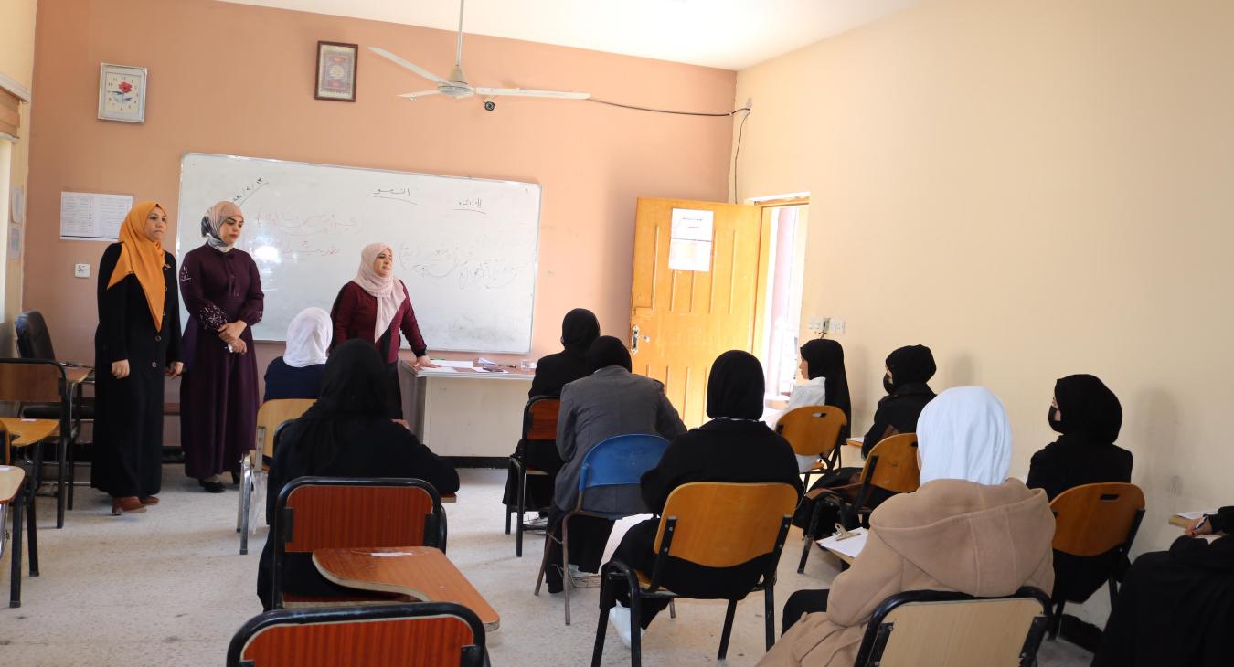 Awareness lecture on university student behavior